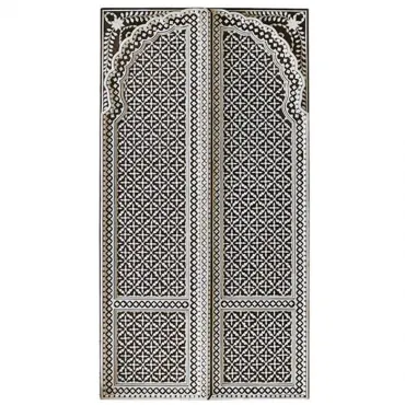 Двери инкрустированные костью