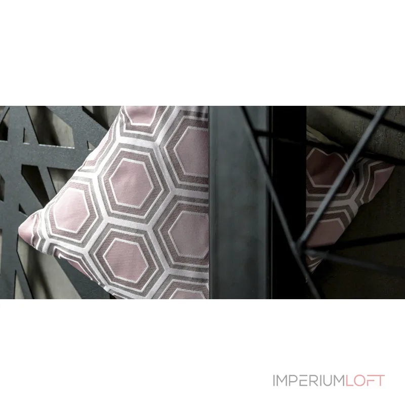 Подушка Hexagon Pink Geometry от ImperiumLoft Подушка Hexagon Pink Geometry от ImperiumLoft