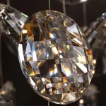 Подвесная люстра JASNA D67 с золотыми ветвями и стеклянными листьями от ImperiumLoft