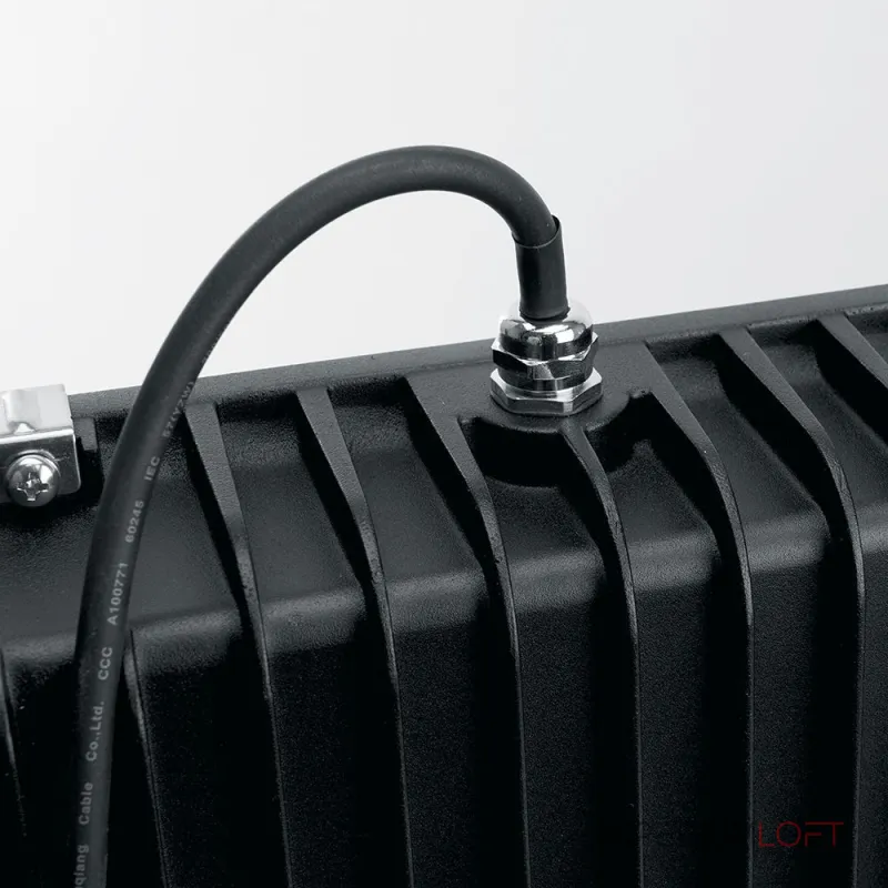 Светодиодный прожектор Feron LL-930 LED IP65 1000W 6400К от ImperiumLoft