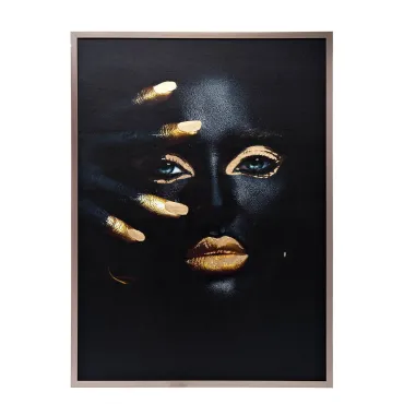 Холст 'Темная девушка' в багете латунь Холст 'Темная девушка' в багете латунь