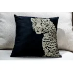 Подушка с вышивкой 45*45 GardaDecor Леопард 70SW-19589