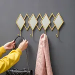 Дизайнерская вешалка зеркало в прихожую LaLume-KKK00109 от ImperiumLoft