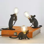 Настольная лампа Mouse Sitting Black с оригинальным оформлением в виде милой мышки от ImperiumLoft