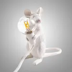 Настольная лампа Mouse Standing White Left с оригинальным оформлением в виде милой мышки от ImperiumLoft