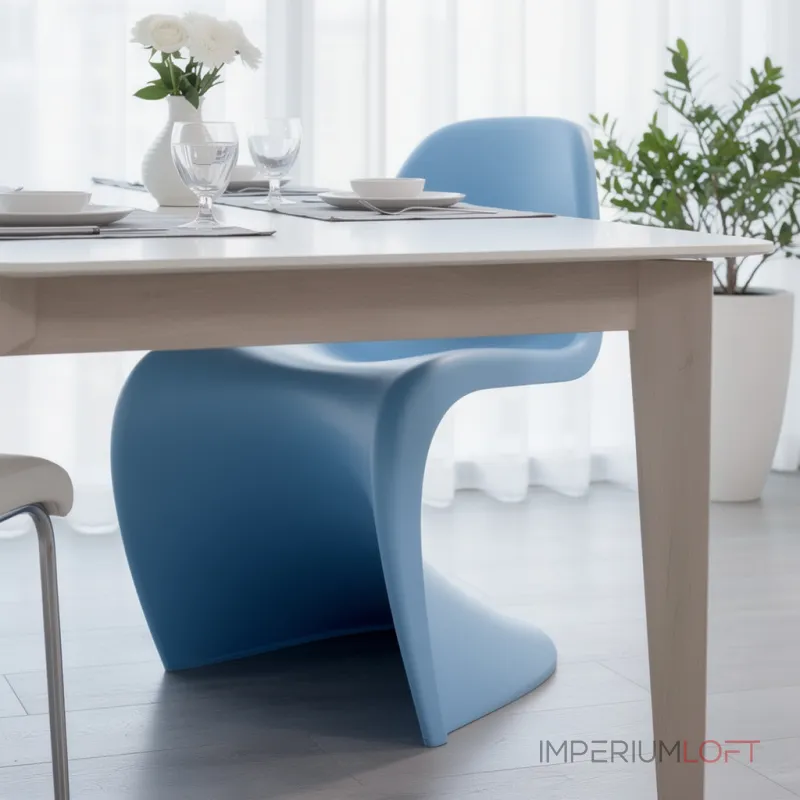 Стул Panton Blue изогнутой формы от LaLume Стул Panton Blue изогнутой формы от LaLume