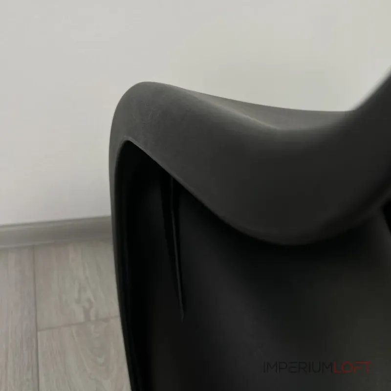 Стул Panton Black изогнутой формы от LaLume Стул Panton Black изогнутой формы от LaLume