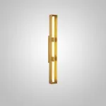 Серия светодиодных настенных светильников с удлиненным цилиндрическим плафоном и антибликовой решеткой по бокам Бра ERKER WALL H60 Brass от ImperiumLoft