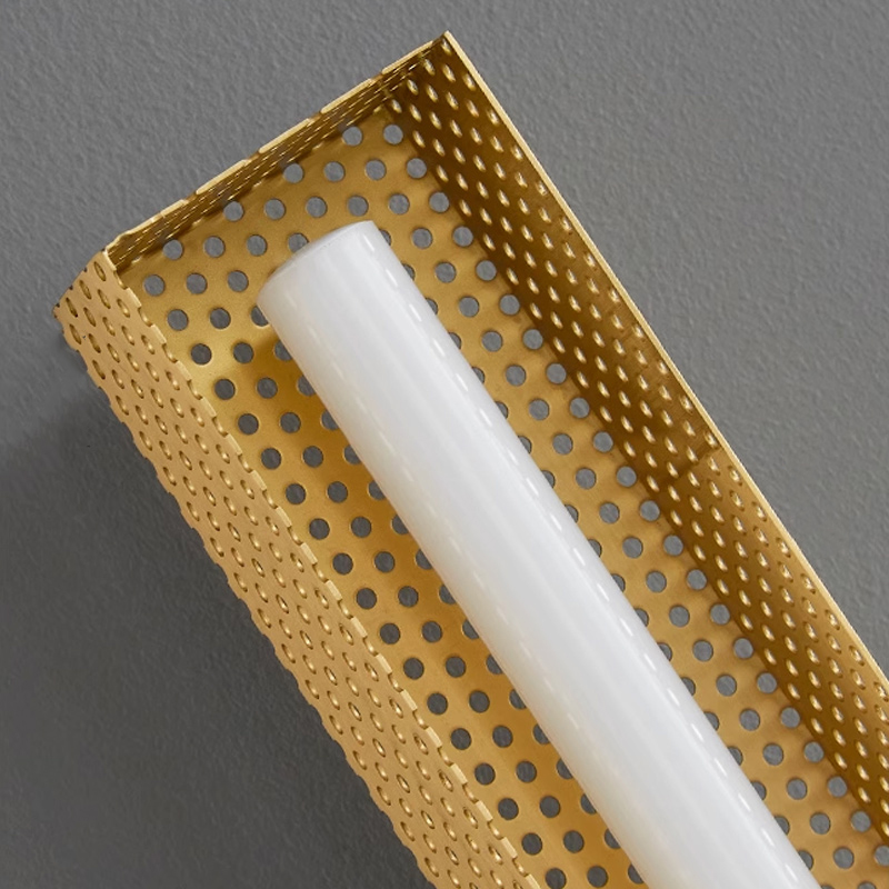 Серия светодиодных настенных светильников с удлиненным цилиндрическим плафоном и антибликовой решеткой по бокам Бра ERKER WALL H60 Brass от ImperiumLoft