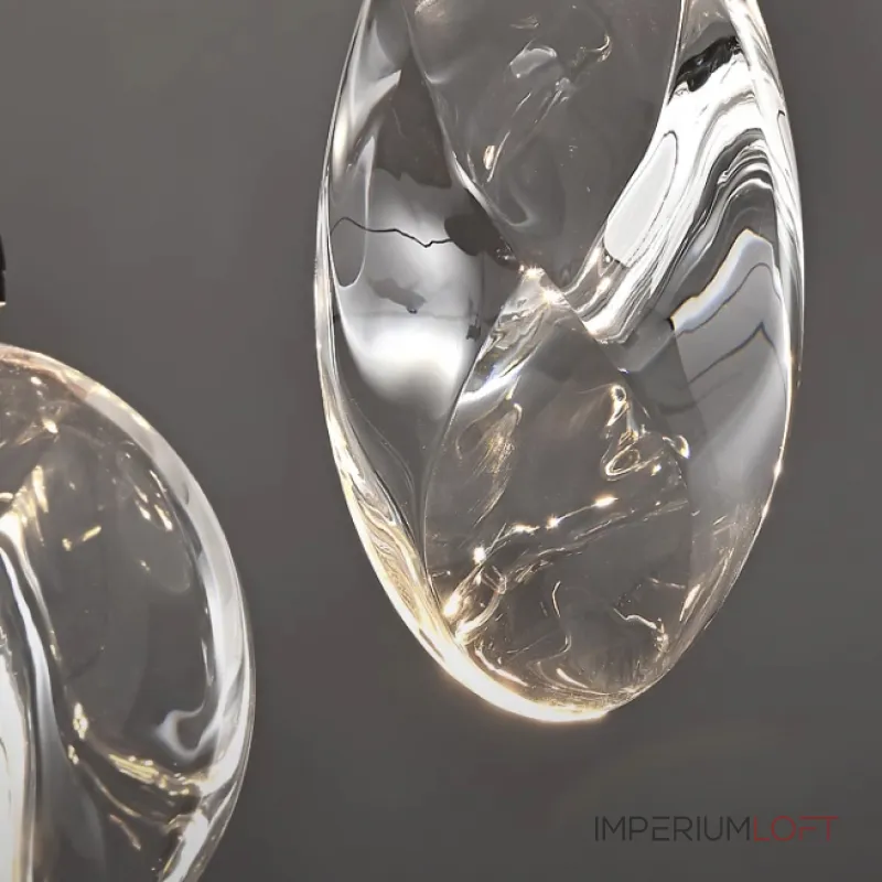 Настенный светильник в виде выгнутого диска с LED подсветкой Бра AQUILA WALL Brass от ImperiumLoft