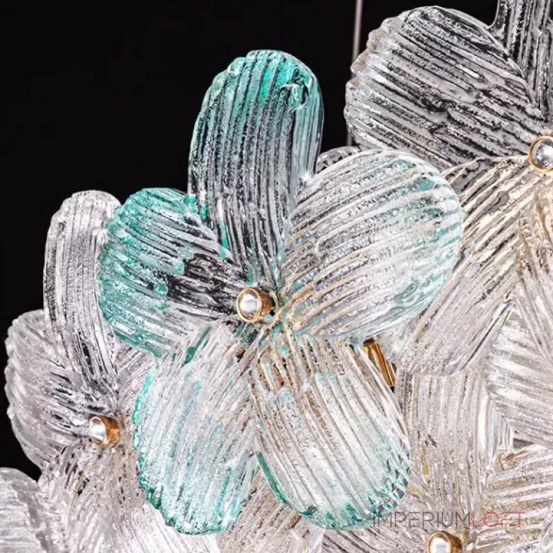 Подвесная люстра с цветочным декором из металла и прозрачного и окрашенного стекла на кольцевом каркасе TOTTI B D50 Blue от ImperiumLoft