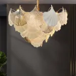 Серия люстр с многоярусным абажуром из подвесок в виде листьев гинкго из матового и прозрачного стекла и из металла LILLEN B от ImperiumLoft