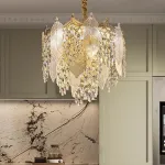 Серия люстр с многоярусным абажуром из подвесок в виде листьев из стекла и декором из хрустальных бусин разной формы VIRGILIO от ImperiumLoft