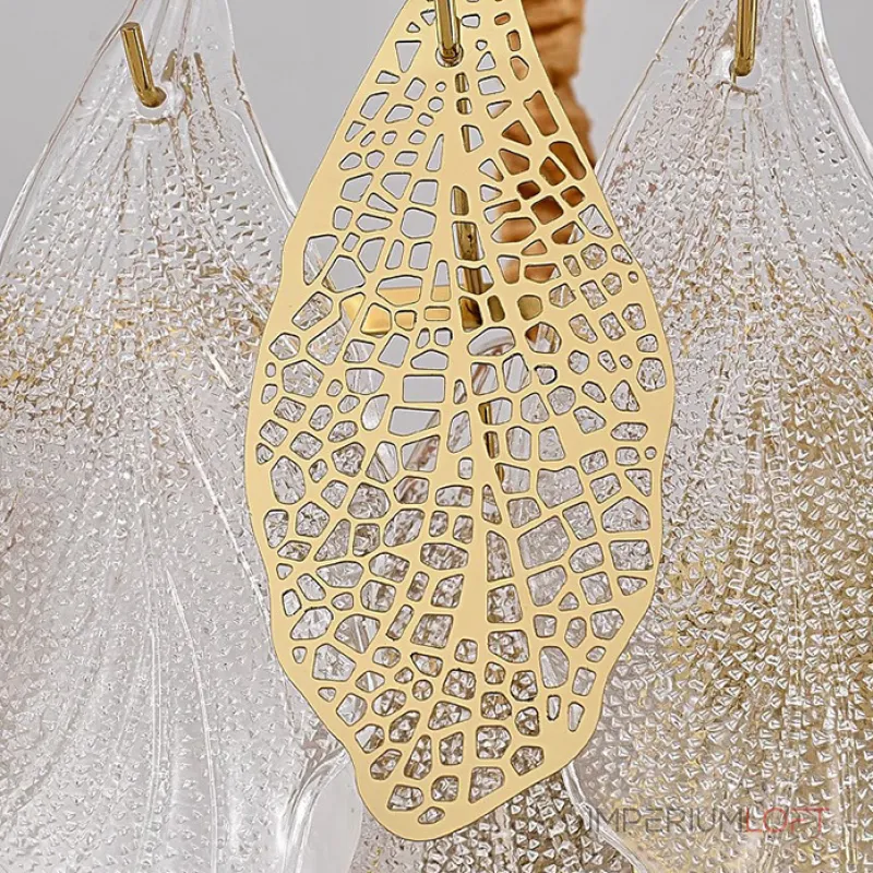 Серия люстр с многоярусным абажуром из подвесок в виде листьев из стекла, металла и керамики OLEANDER от ImperiumLoft