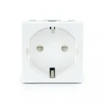 Белая электрическая розетка от ImperiumLoft