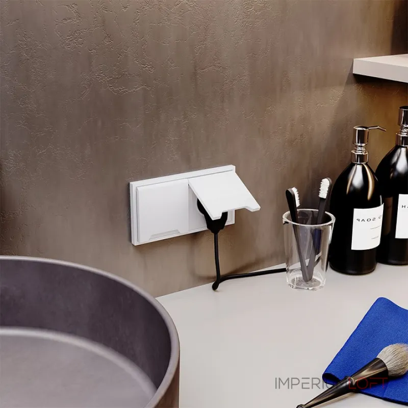 Розетка с заземлением и со шторкой без рамки с крышкой Voltum S70 VLS040301 от ImperiumLoft