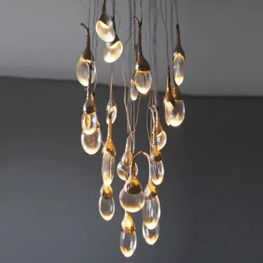 Подвесная люстра OCHRE Seed Cloud installation