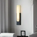 Светодиодный настенный светильник с имитацией мрамора MIRCA White от ImperiumLoft