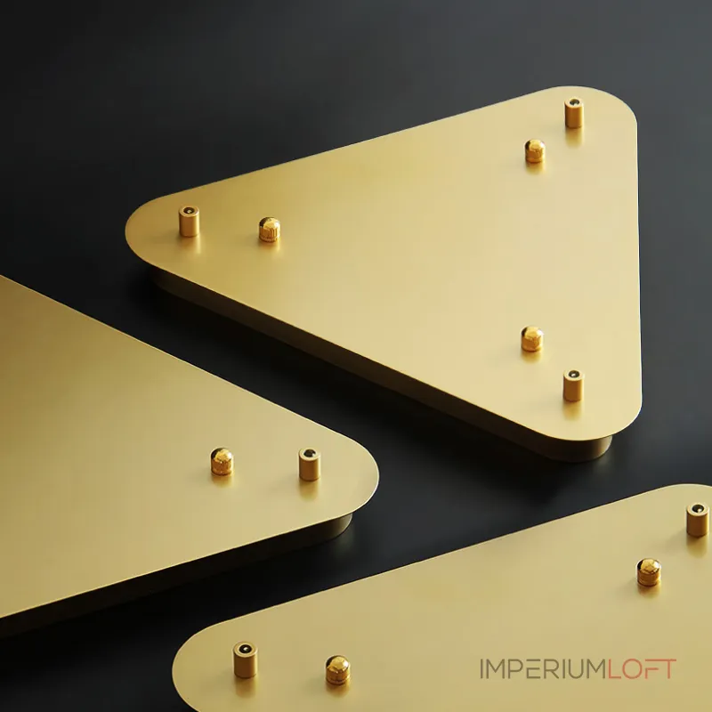 Потолочное крепление из металла треугольной формы CEILING MOUNT 7 white от ImperiumLoft