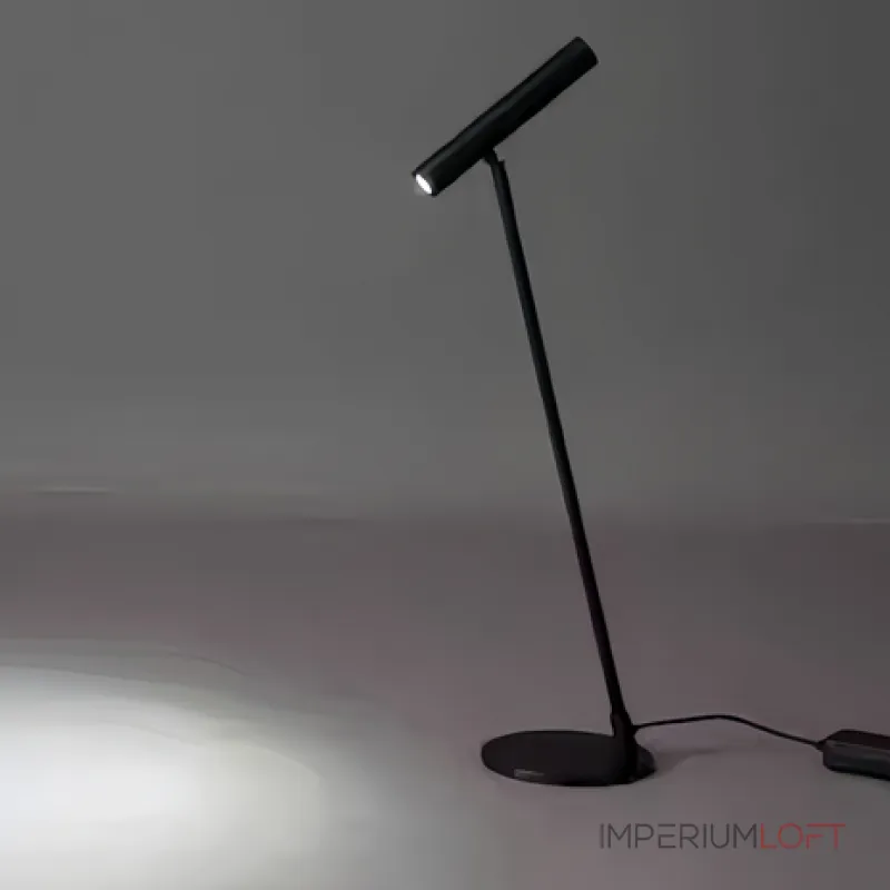 Уникальная настольная лампа ADLAUG TAB BLACK в современном дизайне от ImperiumLoft