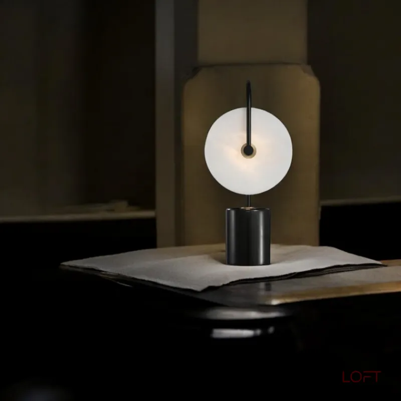 Уникальная настольная лампа LAMBERT B TAB в современном дизайне от ImperiumLoft Уникальная настольная лампа LAMBERT B TAB в современном дизайне от ImperiumLoft