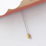 Настенный светильник с белым шарообразным плафоном на деревянной полочке с декоративными облаками Бра CUTE WHITE от ImperiumLoft