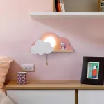 Настенный светильник с белым шарообразным плафоном на деревянной полочке с декоративными облаками Бра CUTE WHITE от ImperiumLoft