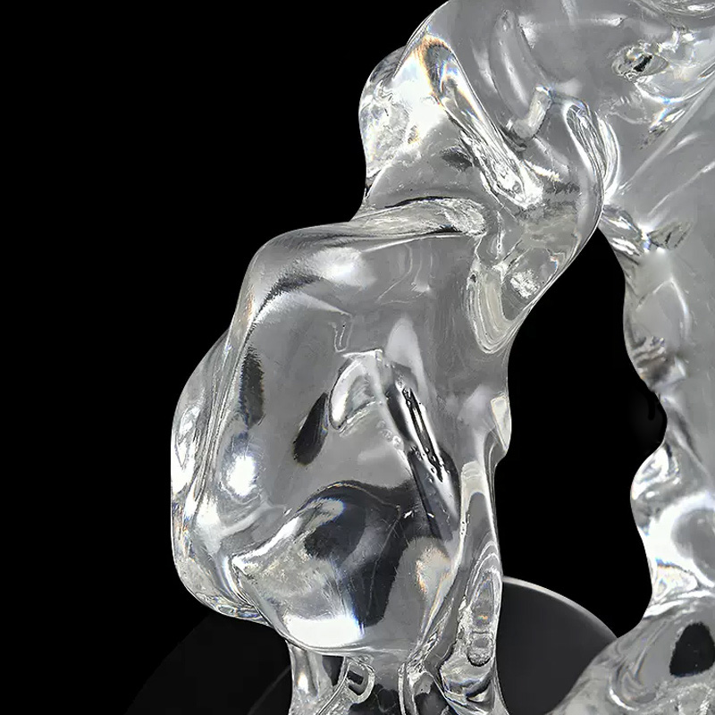 Настенный светильник с белым шарообразным плафоном на деревянной полочке с декоративными облаками Бра MIKAS от ImperiumLoft