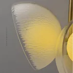 Настенный cветильник с кремово-желтыми шарообразными плафонами внутри стеклянных купольных рассеивателей разной фактуры ROMANUS WALL S от ImperiumLoft