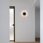 Настенный светодиодный cветильник в виде цилиндра с радиально расположенными пластинами SMED BLACK 4000 от ImperiumLoft