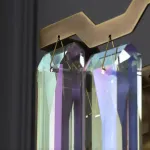 Настенный светильник с абажуром из ограненных хрустальных пластин с эффектом красочных переливов DORIS WALL от ImperiumLoft