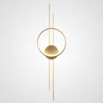 Настенный светодиодный светильник в виде комбинации светящегося кольца и двух стержней на круглом креплении ACTION Brass от ImperiumLoft