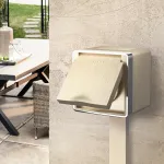 Розетка влагозащищенная с заземлением и шторками Werkel Gallant 4 W5071210 от ImperiumLoft