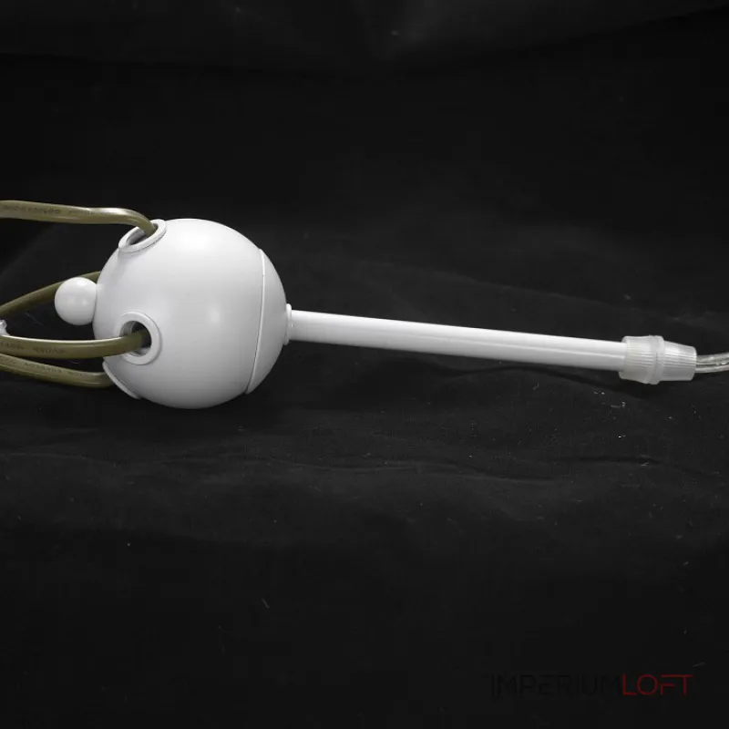 Подвесная люстра Lussole Kenner LSP-8270 Подвесная люстра Lussole Kenner LSP-8270