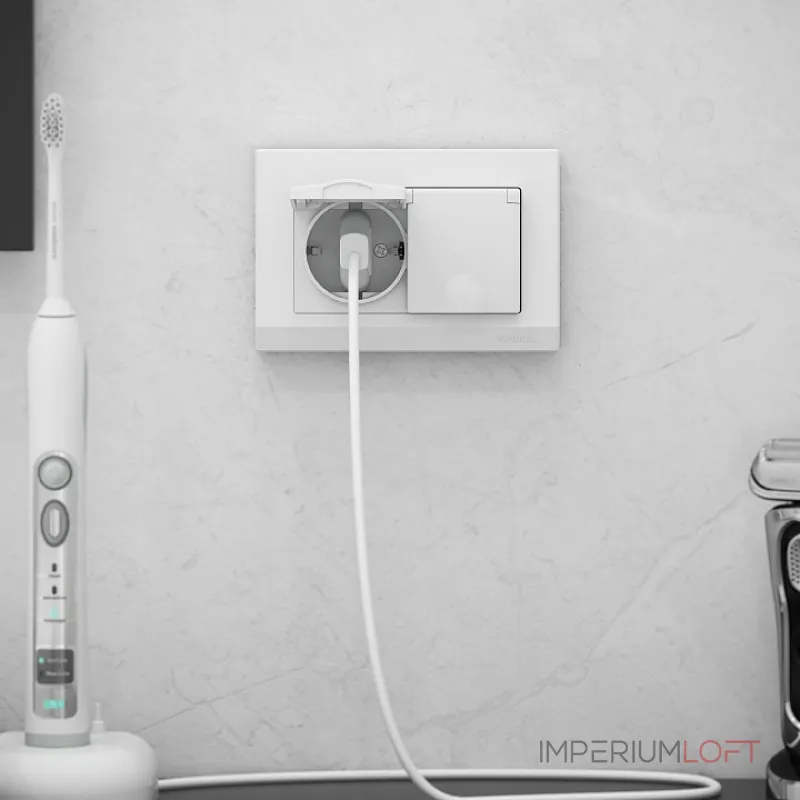 Розетка двойная влагозащищенная с заземлением и шторками с крышкой Werkel белые W1172201 от ImperiumLoft