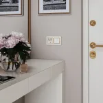 Розетка с заземлением, шторками и 2хUSB, без рамки Werkel слоновая кость W1171503 от ImperiumLoft