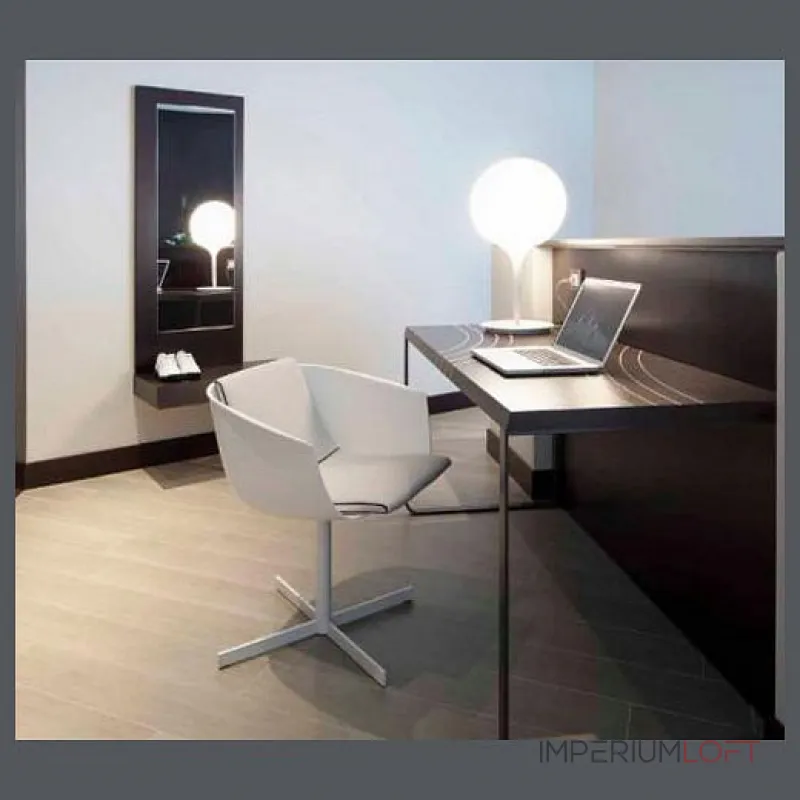 Настольная лампа декоративная Artemide 1050010A от ImperiumLoft