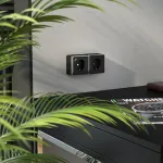 Розетка с заземлением, шторками и USB Werkel Gallant черный/хром W5071735 от ImperiumLoft