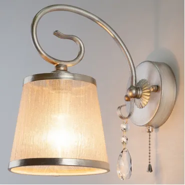 Настенный светильник с тканевым абажуром 60065/1 серебро Настенный светильник с тканевым абажуром 60065/1 серебро