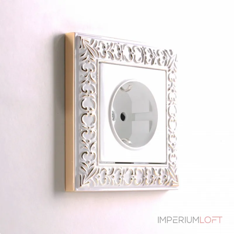 Розетка с заземлением и шторками, без рамки Werkel белый W1171101 от ImperiumLoft