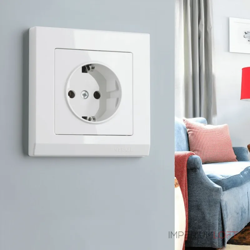 Розетка с заземлением и шторками, без рамки Werkel белый W1171101 от ImperiumLoft