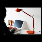 Настольная лампа офисная Artemide A011860 от ImperiumLoft