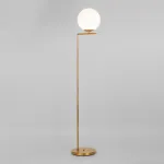 Торшер Eurosvet Frost 01083/1 латунь Цвет плафонов белый Цвет арматуры латунь от ImperiumLoft