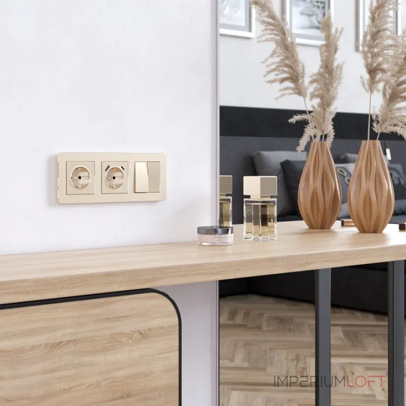 Рамка на 3 поста Werkel Platinum шампань W0032611 от ImperiumLoft