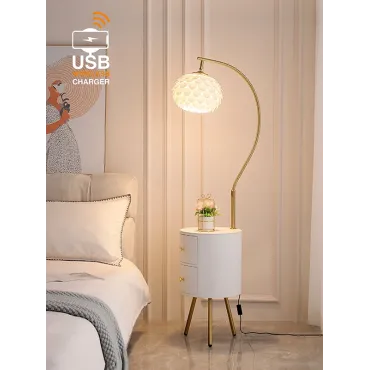 Напольная лампа с беспроводной зарядкой VER-9120W