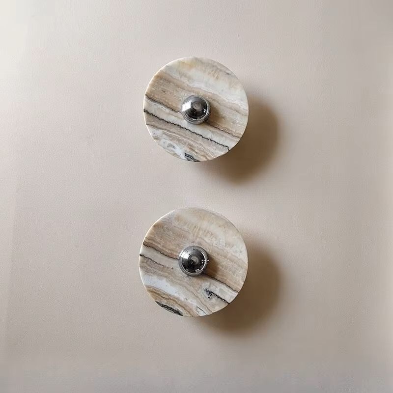 Настенный светильник Silence Stone D25 Silver с мраморным плафоном от VINSA Настенный светильник Silence Stone D25 Silver с мраморным плафоном от VINSA