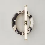 Настенный светильник Circle Intersect C с мраморным плафоном оригинальной формы от VINSA