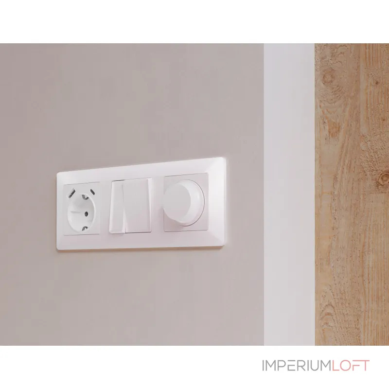 Лицевая панель для электрической розетки с заземлением со шторками 2USB A+C Ambrella Volt ALFA AP2100 Лицевая панель для электрической розетки с заземлением со шторками 2USB A+C Ambrella Volt ALFA AP2100