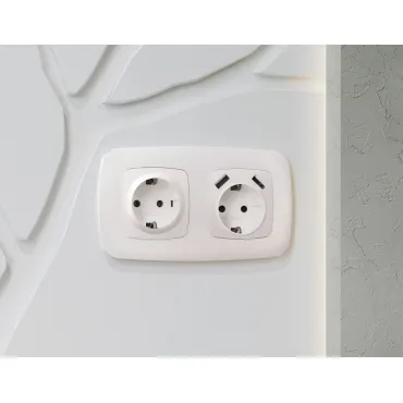 Лицевая панель для электрической розетки с заземлением Ambrella Volt OMEGA OP2060 Лицевая панель для электрической розетки с заземлением Ambrella Volt OMEGA OP2060