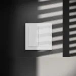 Перекрестный переключатель встраиваемый S70 двухклавишный 10А (белый глянцевый) Voltum VLS020501 от ImperiumLoft